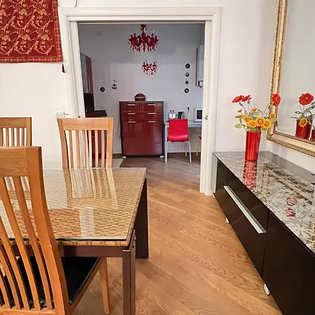 Casabella Apartment *